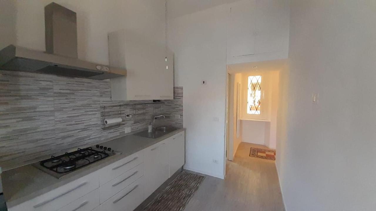 Dimora Novella Appartement Ostia Buitenkant foto